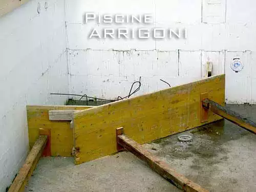 Cassaforma per la gettata del primo gradino della scala