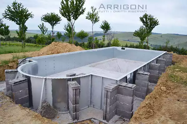 Pannellatura piscina con trattamento anticorrosivo – Foto 12