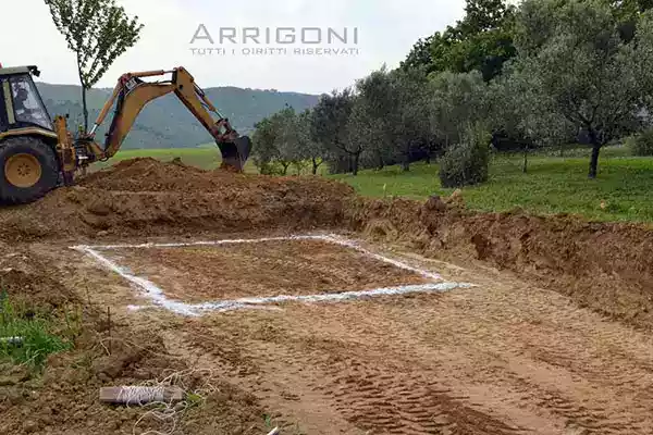 Tracciatura tramoggia su primo scavo effettuato