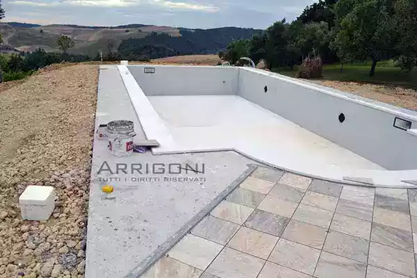 Bordo perimetrale posato