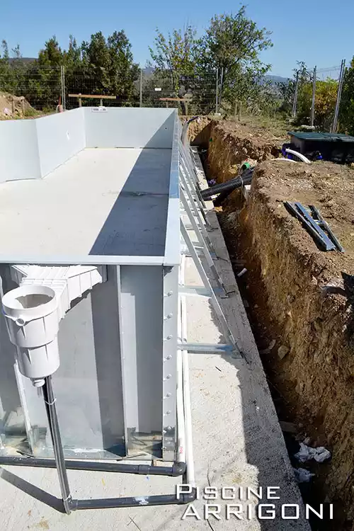 Pannellatura per piscina con accessori
